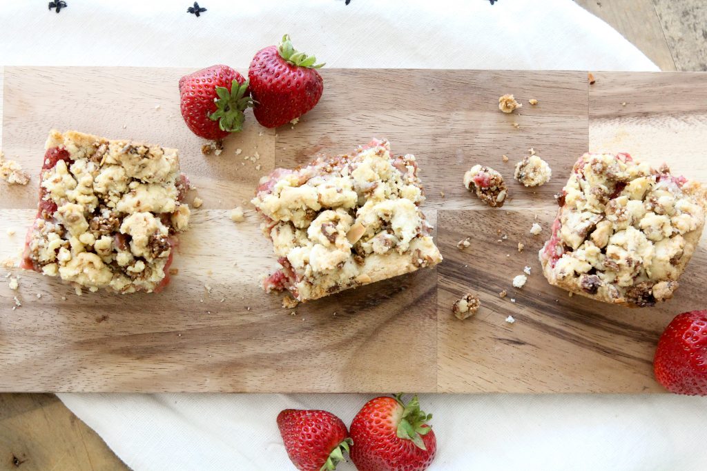 Gluten-Free Strawberry Crumble Bars from The Whole Smiths. Easy to make, simple ingredients and delicious!