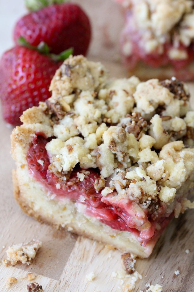 Gluten-Free Strawberry Crumble Bars from The Whole Smiths. Easy to make, simple ingredients and delicious!